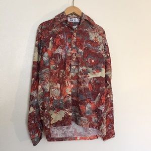 The Wind Skin vintage pullover with wooden buttons